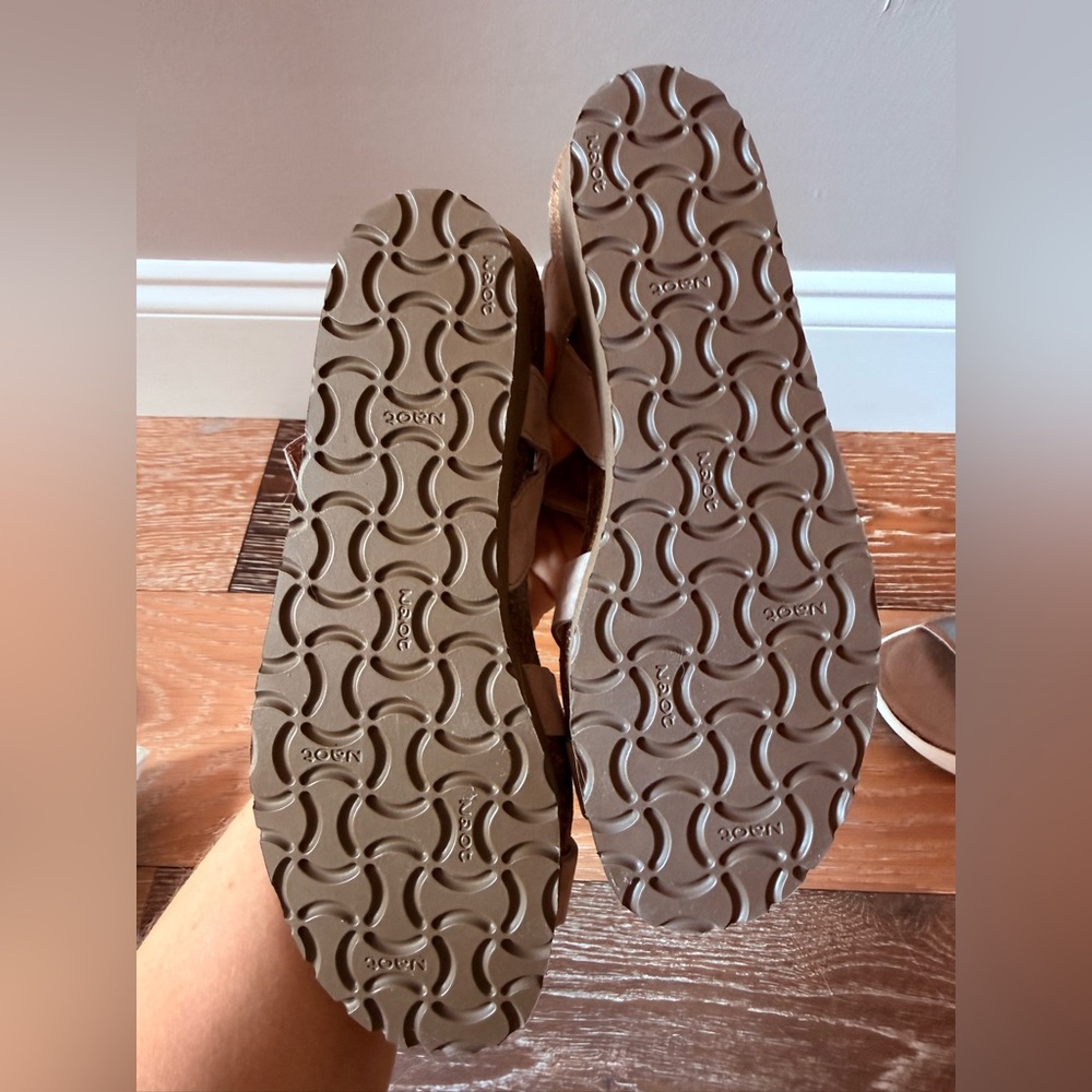Naot Women's Naot Kayla - Stone sandals nwt - Picture 9 of 10